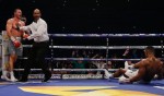 Anthony Joshua u nokautirao Vladimira Klička, RTL-ov kometator Mavrović gotovo pokvario senzacionalan boksački doživljaj! I novi šampion je bio na podu