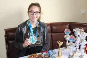 GEVELSBERG Angelina Bekavac: San mi je otići na Olimpijadu i nastupati za Hrvatsku 1_Angelina Bekavac sa svojim odlicjima