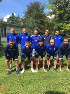 Večeras u Möhlinu NK Pajde pišu povijest hrvatskog nogometa u Švicarskoj Gornji red: Bojan Lukić, Andrej Šimić, Aleksandar Radović, Josip Pajić, Niko Škugor Donji red: Zoran Milovac, Đorđe Ivelja, Dušan Tešić, Damir Ćavar, Ivan Prskalo