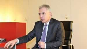 Frankfurt postao prvi veliki njemački grad u kojem živi više stranaca nego Nijemaca Gradonačelnik Grada Frankfurta Peter Feldmann