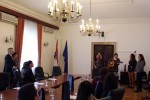 Novi hrvatski državljani, sretni zbog dobivanja domovnice, zapjevali 'Hrvatica ja sam mlada' i 'Croatio iz duše te ljubim' potomci1