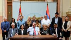 Seselj sa radikalima u Beogradu /Foto:Hina