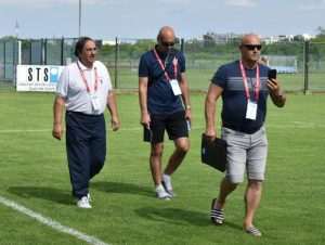 Luka Rakitić (prvi s desna) izlazi na svečano otvaranje prvenstva / Foto: Fenix