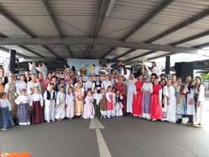 DANAS JE BLAGDAN TIJELOVA: Katolička crkva slavi ustanovljenje euharistije - tradicionalne procesije središtem gardova i u hrvatskom iseljeništvu