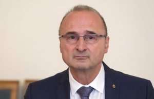 PRIMOPREDAJA U MVEP: Novi šef hrvatske diplomacije dr. Gordan Grlić Radman preuzeo dužnost Ministar dr. Gordan Grlić Radman / Foto: Hina