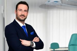 (FOTO) Jeste li znali da svaka sedma Hrvatica ima umjetne grudi! Evo kakve biraju i zašto odlaze na operaciju Estetski kirurg Matija Miletić