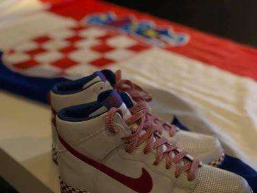 KATARINA H. KOTROMANIĆ: Nek se ljubav širi u koncentričnim kugovima