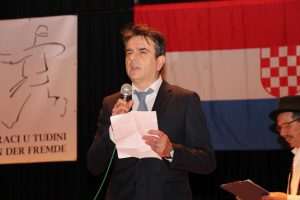 (VIDEO i FOTO) Folklorna skupina „Koraci u tuđini“ iz HKM Köln proslavila 40 godina djelovanja Generalni konzul RH u Düsseldorfu doc. dr. sc. Ivan Bulić