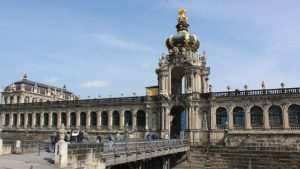 (FOTO) REPORTAŽA IZ DRESDENA: Grad koji se iz pepela digao nakon Drugog svjetskog rata Ulaz kroz Vrata krune u Zwinger/Foto: Fenix