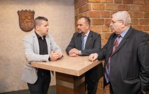 Mario Šimičić, veleposlanik Daniel Glunčić (sredina) i Branimir Lončar /Foto: Fenix (Zoran Cindrić)