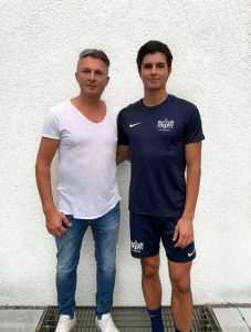 HRVATSKI NOGOMETNI TALENT IZ ZÜRICHA: Marco Ćurić na putu svog uzora Ivana Rakitića Otac Robert Ćurić sa sinom Marcom/ Foto: Fenix (I. Barišić)