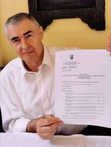 OČEKUJE SVA 3 MANDATA U 11. IZBORNOJ JEDINICI: Na listi Željka Glasnovića i Marko Perković, Ina Vukić i Elizabeta Mađarević Zeljko Glasnovic _ Lista za 11.