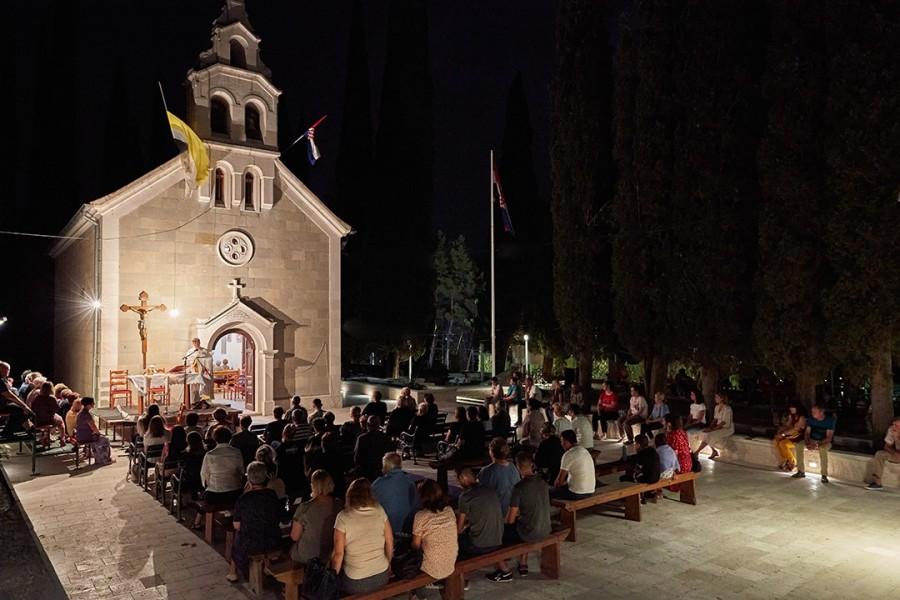 Misa Gospina proslavljenja, Gospe na Hladi, Kaštel Sućurac, misa