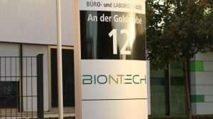Natpis ispred ulaza u tvrtku Biontech u  Mainz / Foto: Fenix (M. Dokoza)