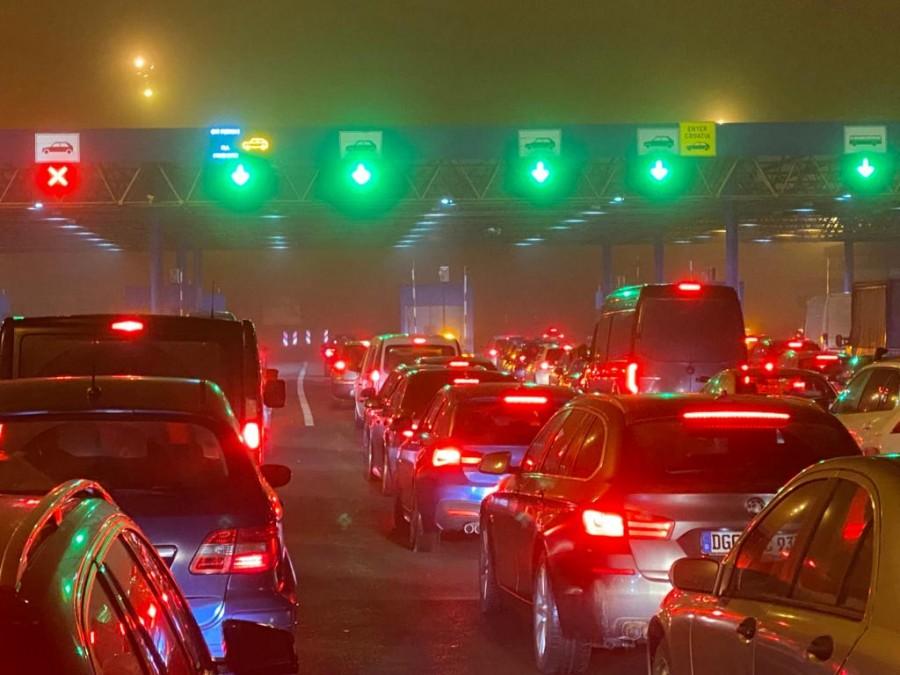 Gužva ispred GP Bregana / Foto: Fenix (I.P.)