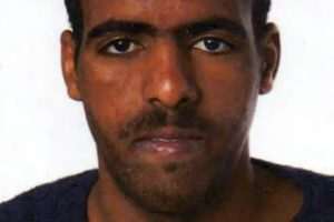 ESKALIRALA SVAĐA SUSJEDA U NJEMAČKOJ: 25-godišnjakinja skočila kroz prozor sa svojim jednogodišnjim sinom, 24-godišnji Eritrejac ozlijedio dvoje ljudi i pobjegao