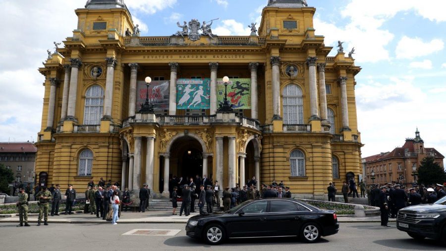 ZAGREB: Svečana akademija u HNK u povodu 30. obljetnice ustrojavanja Hrvatske vojske Zgrada HNK