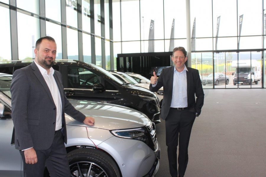 MERCEDES JE VIŠE OD AUTA: Razgovor s Damirom Tokićem, voditeljem prodaje mercedesa za jugoistočnu Europu u Autohaus Gruppe Senger u Oberurselu MERCEDES JE VIŠE OD AUTA: Razgovor s Damirom Tokićem, voditeljem prodaje mercedesa za jugoistočnu Europu u Autohaus Gruppe Senger u Oberurselu