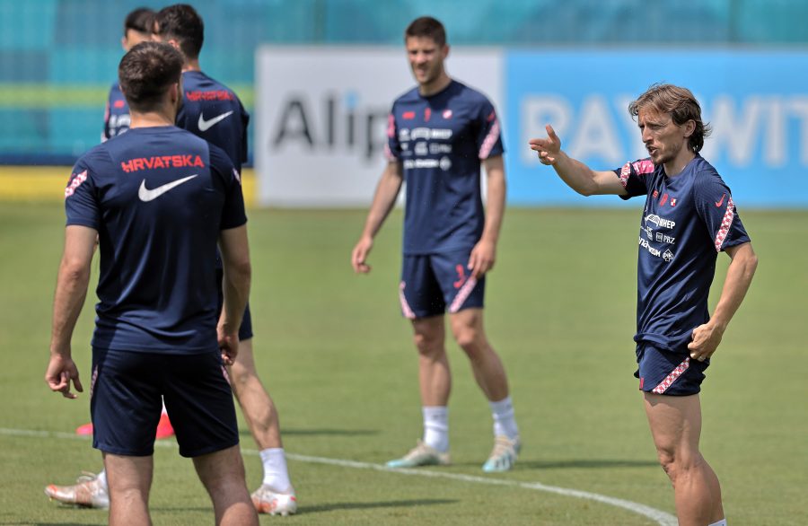 "Vatreni" trenirali na Wembleyju trening vatreni modric kramaric