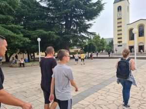 (FOTO) Na 40. obljetnicu Gospinih ukazanja u Međugorju desetine tisuća vjernika medjugorje