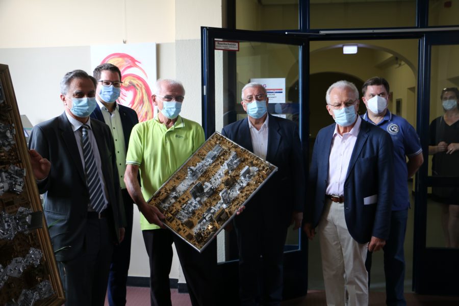 (FOTO) HRVATI "PROBILI LED": Hrvatska zajednica „Kroatien“ Neu-Isenburg obilježila 28. obljetnicu
