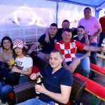 (FOTO) Hrvatski navijači u Njemačkoj bodrili Vatrene, njemačka televizija u nedjelju uvečer prikazuje prilog iz Stuttgarta