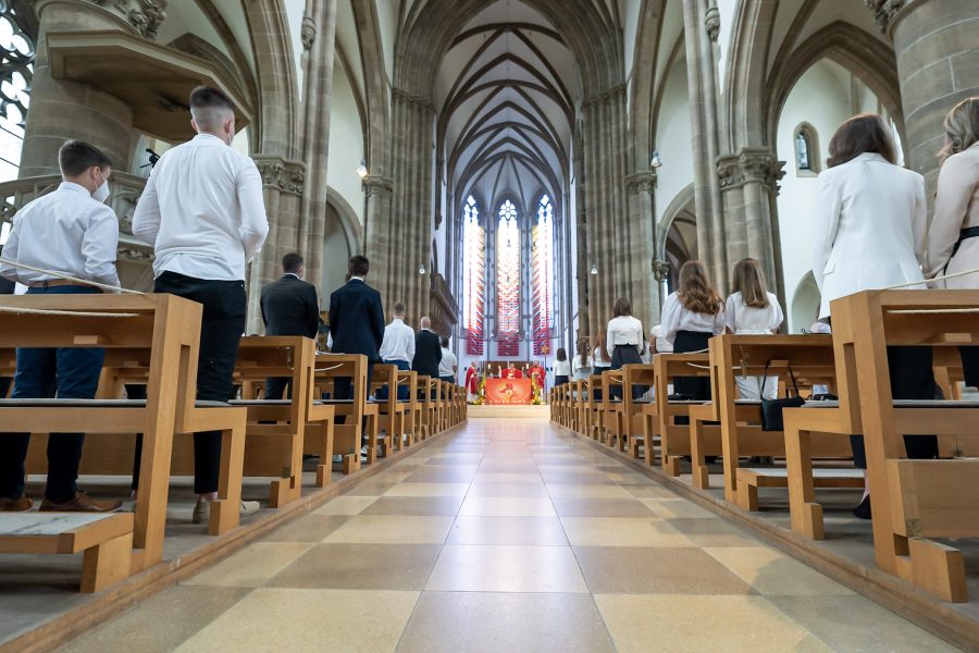 (FOTO) KRIZMA U MÜNCHENU: U najvećoj hrvatskoj katoličkoj župi 215 mladih Hrvata primilo sakrament sv. Potvrde (FOTO) KRIZMA U MÜNCHENU: U najvećoj hrvatskoj katoličkoj župi 215 mladih Hrvata primilo sakrament sv. Potvrde