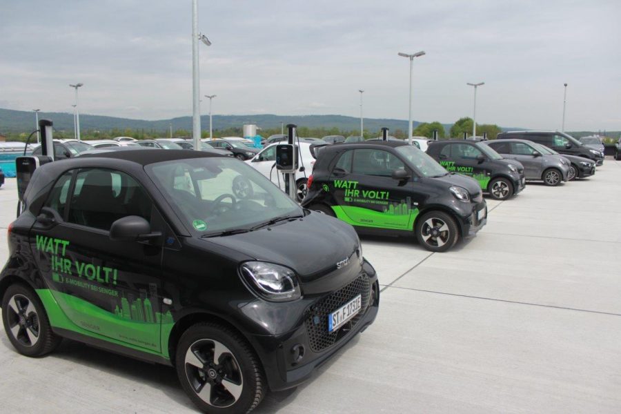 PREDLOŽENA STRATEGIJA: Europska unija oprašta se od benzinaca i dizelaša, budućnost je na električnim vozilima Smart Mercedes Foto _Fenix