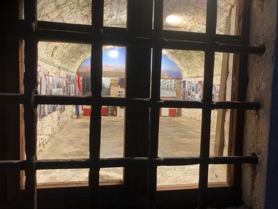 DUBROVNIK: Trideset godina VRO „Oslobađanje juga Hrvatske“ tvrdava Srd prozor resetke