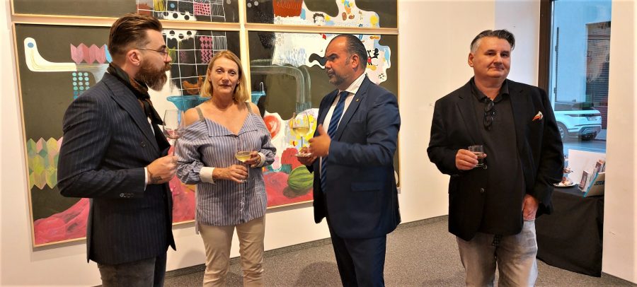 PLATNA KOJA ŠIRE POZITIVU: U Beču otvorena izložba slika Zorana Šimunovića iz Nuštra PLATNA KOJA ŠIRE POZITIVU: U Beču otvorena izložba slika Zorana Šimunovića iz Nuštra