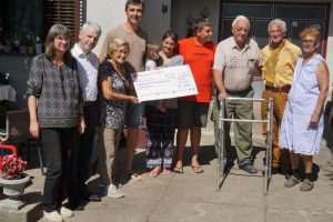 HRVATICA I NIJEMAC IZ MAINZA IZNENADILI DVIJE OBITELJI U HRVATSKOJ: Donijeli smo vam 15.000 eura