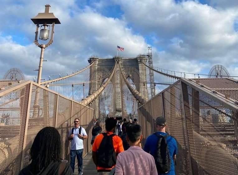 NEW YORK: Više tisuće vatrogasaca izašlo na ulice New Yorka protiv obveznog cijepljenja new york