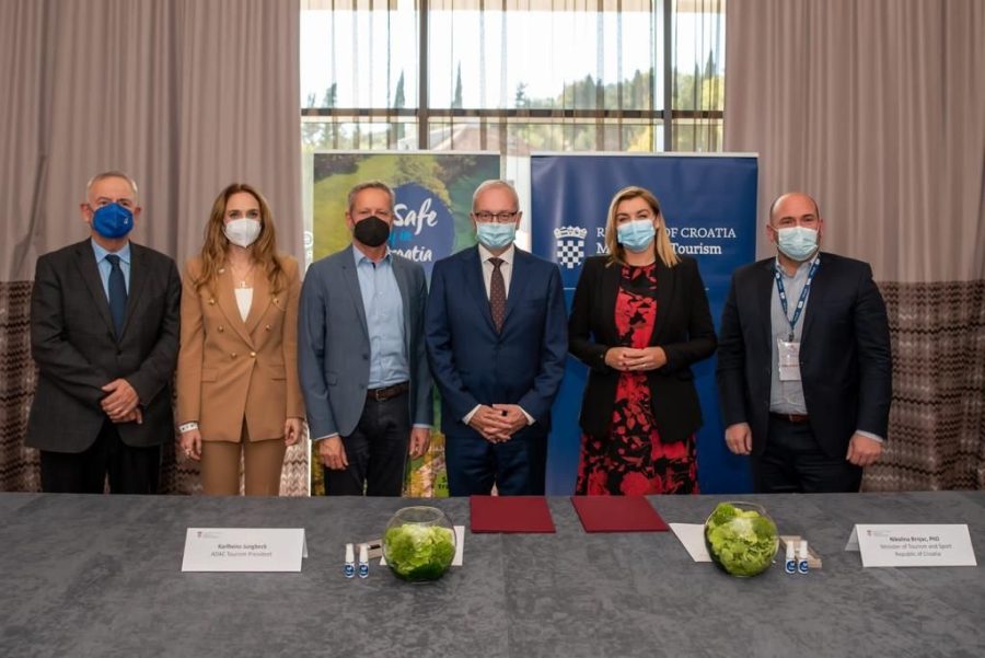 NAGRADE NAJBOLJIMA U TURIZMU: Nagradu za životno djelo dobio Miroslav Dragičević, posebno priznanje HGSS-u i MUP-u