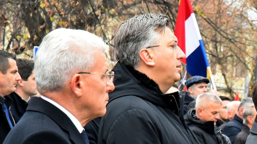 Milanović iznenađen Džaferovićevim prisustvom, nije uopće razgovarao s njim Milanović iznenađen Džaferovićevim prisustvom, nije uopće razgovarao s njim