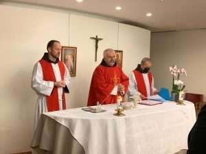 SV. MISA U EU PARLAMENTU: Hrvatski zastupnici u Bruxellesu na sv. misi za 30. obljetnicu žrtve Vukovara i Škabrnje SV. MISA U EU PARLAMENTU: Hrvatski zastupnici u Bruxellesu na sv. misi za 30. obljetnicu žrtve Vukovara i Škabrnje