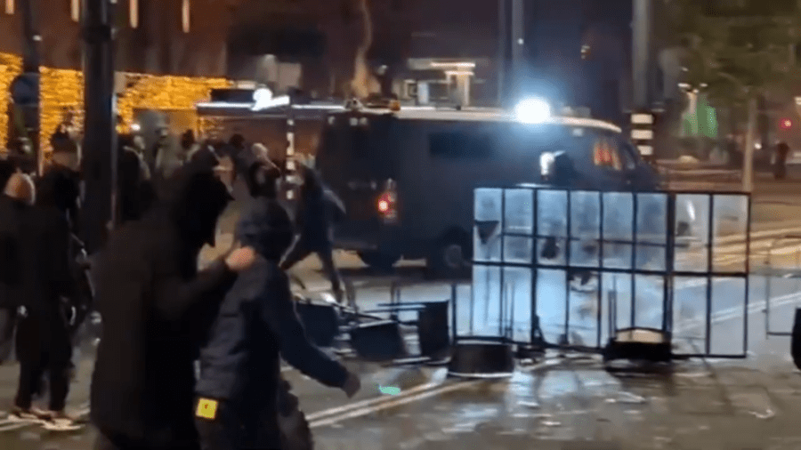 NIZOZEMSKA: Novi sukobi prosvjednika i policije u nekoliko nizozemskih gradova Prosvjed
