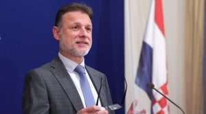PREDSJEDNIK HRVATSKOGA SABORA STIŽE NA FINALNU VEČER VEČERNJAKOVA IZBORA U BAD HOMBURG: Nastavit ćemo jačati veze s hrvatskim narodom u inozemstvu PREDSJEDNIK HRVATSKOGA SABORA STIŽE NA FINALNU VEČER VEČERNJAKOVA IZBORA U BAD HOMBURG: Nastavit ćemo jačati veze s hrvatskim narodom u inozemstvu