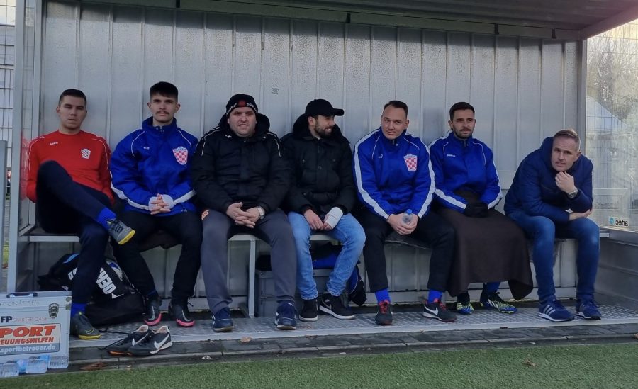 Croatia Frankfurt pobjedom u gostima i 7. mjestom na ljestvici okončala jesenski dio prvenstva