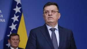 PLENKOVIĆ U SARAJEVU: BiH nema većeg prijatelja od Hrvatske PLENKOVIĆ U SARAJEVU: BiH nema većeg prijatelja od Hrvatske