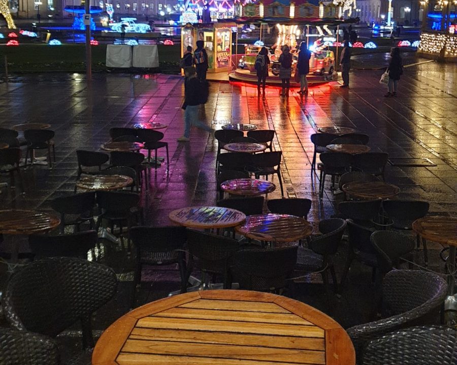 (FOTO) HRVATI IZ STUTTGARTA: Grad živi, ali nije to kao prije. Božićnog sajma nema, ali grad je osvijetljen što ipak daje neku nadu (FOTO) HRVATI IZ STUTTGARTA: Grad živi, ali nije to kao prije. Božićnog sajma nema, ali grad je osvijetljen što ipak daje neku nadu
