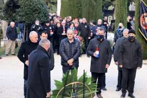 (FOTO) ODAVANJE POČASTI: Mimohodom i polaganjem vijenaca obilježena 29. godišnjica VRO "Maslenica"