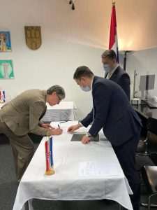 NJEMAČKA: Svečani primitak novih hrvatskih državljana u Hamburgu NJEMAČKA: Svečani primitak novih hrvatskih državljana u Hamburgu
