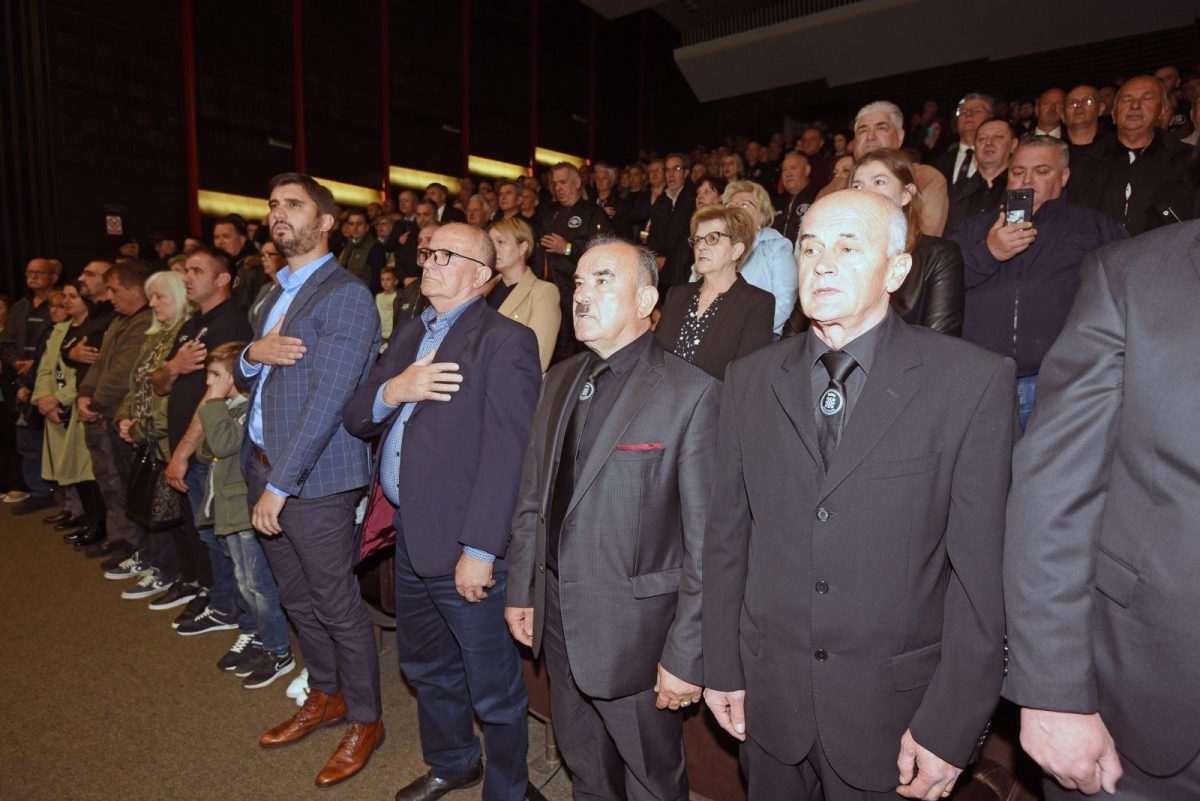 MARKO SKEJO U SPLITU NA OBILJEŽAVANJU 31. GODIŠNJICE HOS-a: Posebno se klanjam obiteljima koje trpe i pate za svojim najmilijima