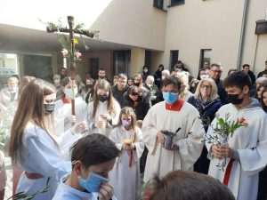 (VIDEO i FOTO) CVJETNICA U MAINZU: Hrvati u velikom broju na svetoj misi u crkvi sv. Bonifacija (VIDEO i FOTO) CVJETNICA U MAINZU: Hrvati u velikom broju na svetoj misi u crkvi sv. Bonifacija