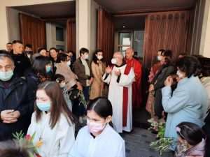 (VIDEO i FOTO) CVJETNICA U MAINZU: Hrvati u velikom broju na svetoj misi u crkvi sv. Bonifacija (VIDEO i FOTO) CVJETNICA U MAINZU: Hrvati u velikom broju na svetoj misi u crkvi sv. Bonifacija