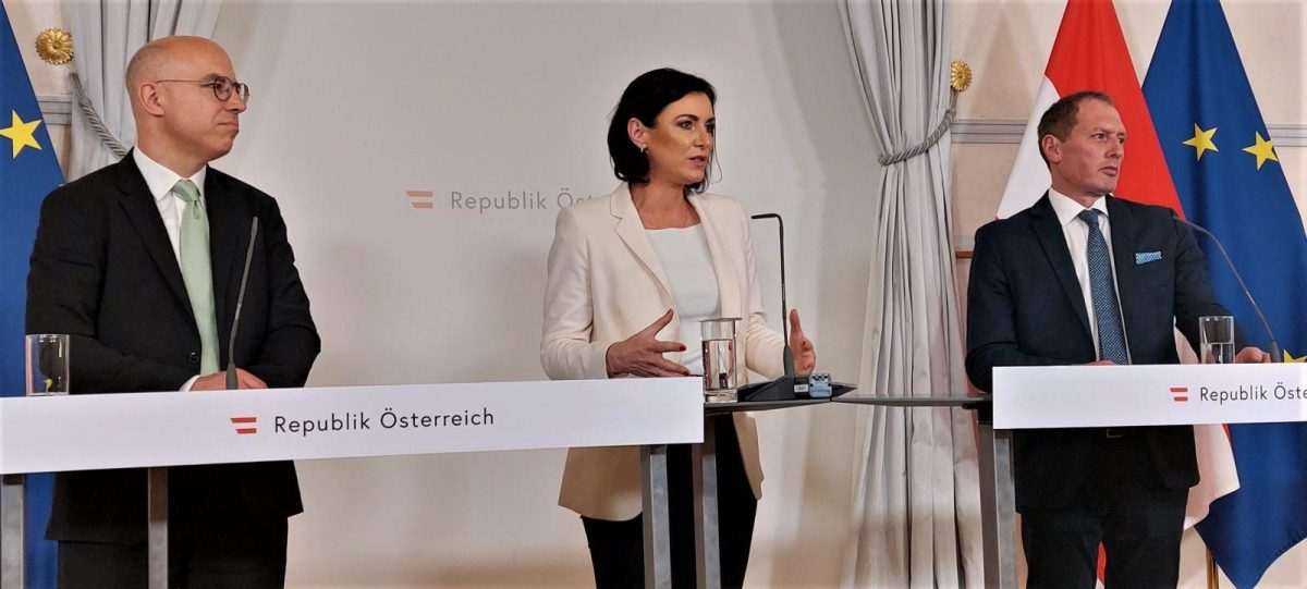 POSLJEDICE RATA U UKRAJINI: Ovako Austrija namjerava izbjeći “uska grla” i osigurati samoopskrbu građana POSLJEDICE RATA U UKRAJINI: Ovako Austrija namjerava izbjeći “uska grla” i osigurati samoopskrbu građana