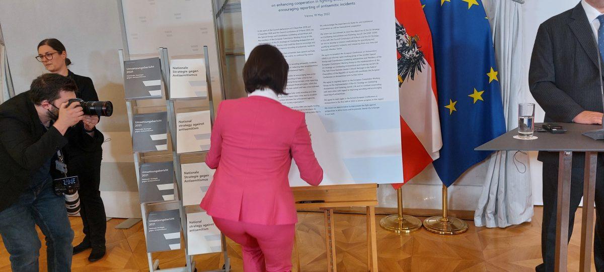 DVODNEVNA EUROPSKA KONFERENCIJA: U Austriji danas potpisana „Bečka deklamacija“ iza zajedničku borbu protiv antisemitizma