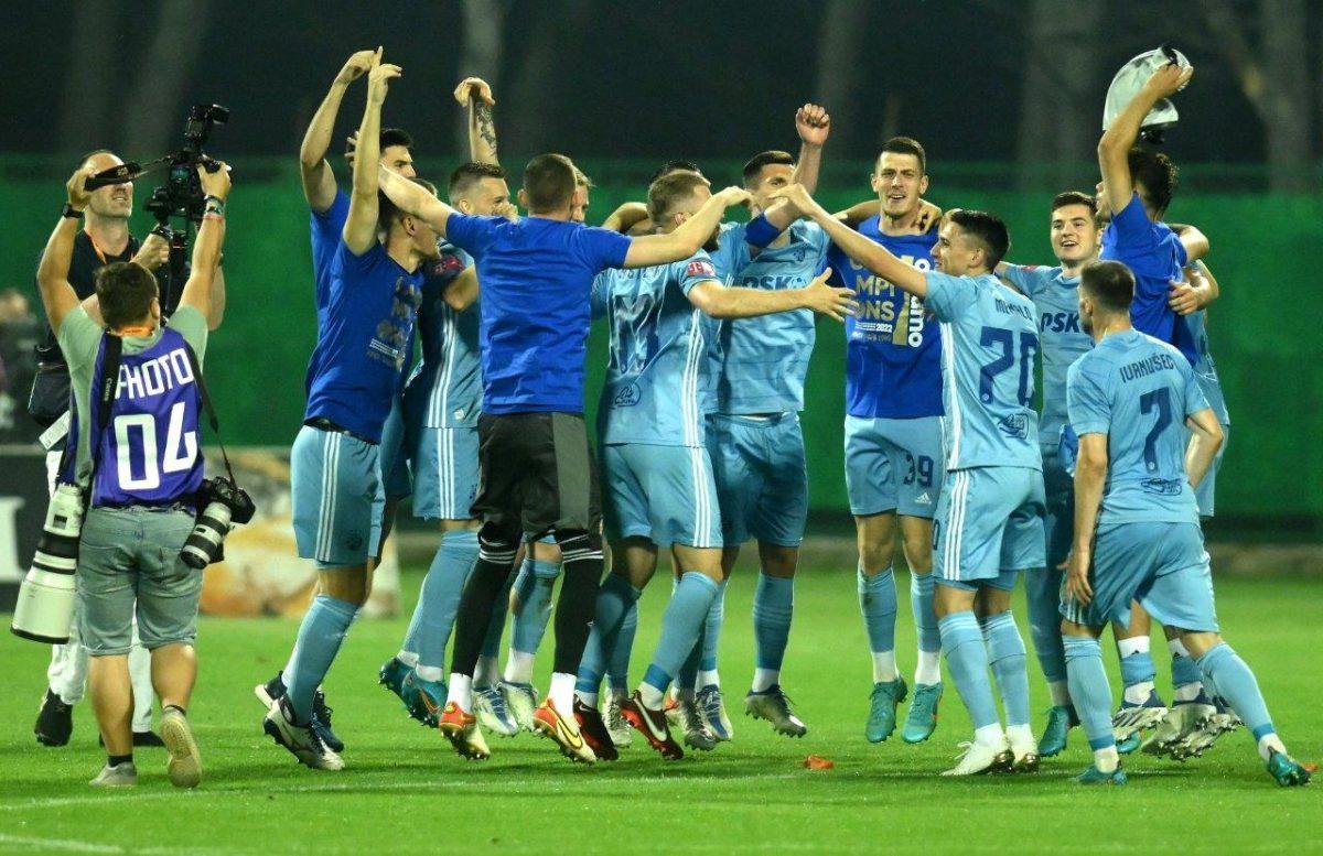 DINAMO POTVRDIO 23. NASLOV: Modri kolo prije kraja pobjedom u Šibeniku osigurali naslov prvaka Hrvatske DINAMO POTVRDIO 23. NASLOV: Modri kolo prije kraja pobjedom u Šibeniku osigurali naslov prvaka Hrvatske
