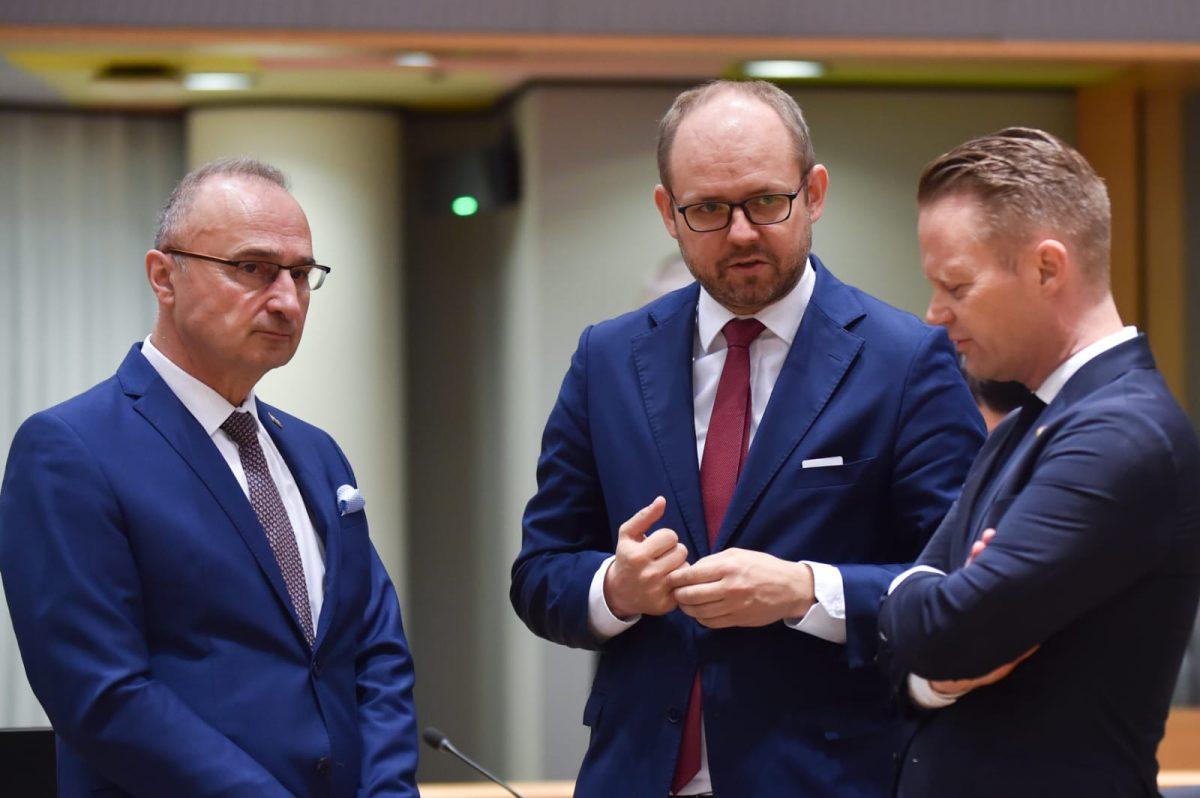 GRLIĆ RADMAN: Još jednom pokušati promijeniti izborni zakon u BiH GRLIĆ RADMAN: Još jednom pokušati promijeniti izborni zakon u BiH