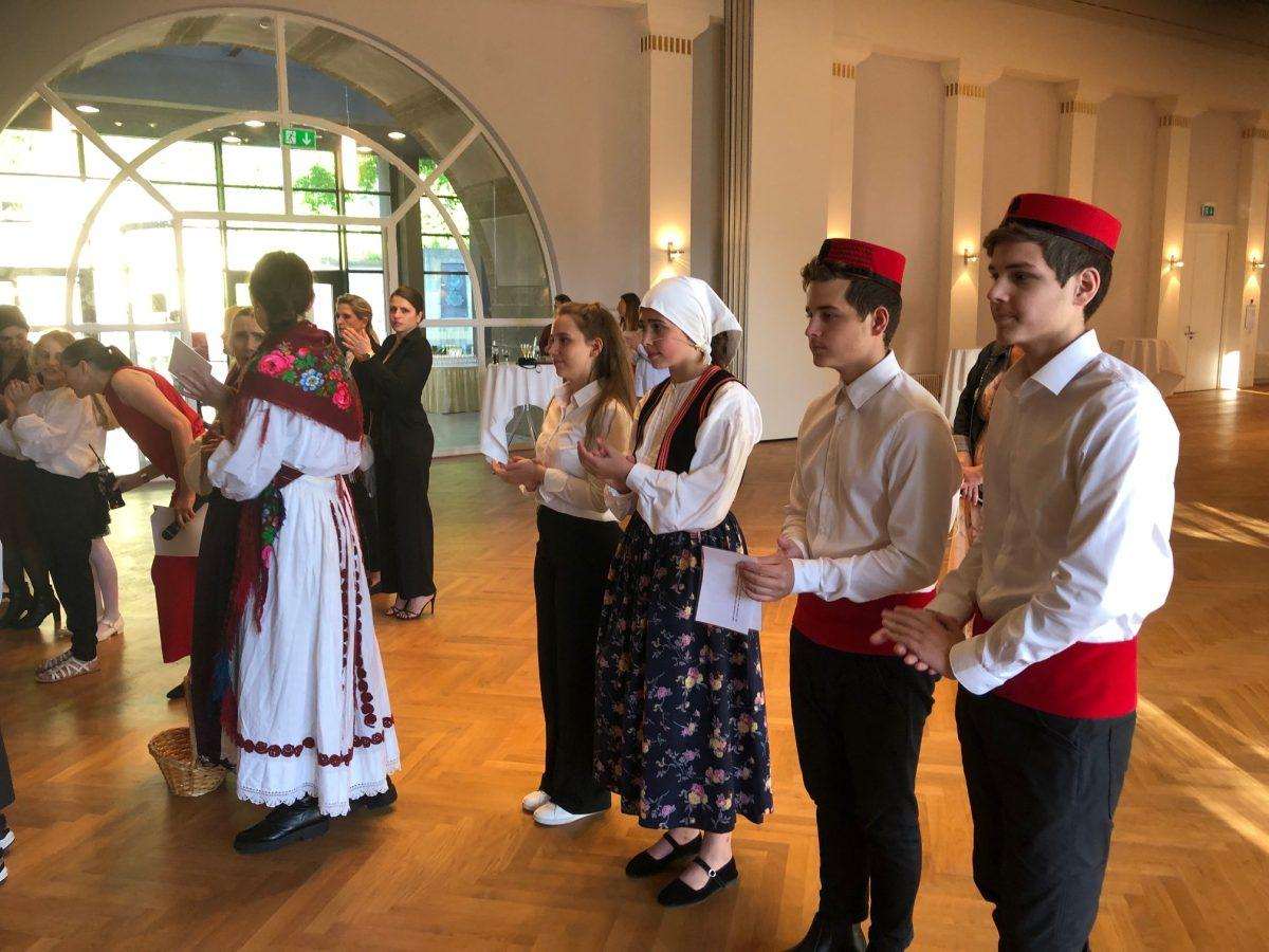 (FOTO i VIDEO) 30 GODINA ZAJEDNO: U Stuttgartu proslavljena 30. godišnjica Hrvatske nastave u Baden-Württembergu (FOTO i VIDEO) 30 GODINA ZAJEDNO: U Stuttgartu proslavljena 30. godišnjica Hrvatske nastave u Baden-Württembergu